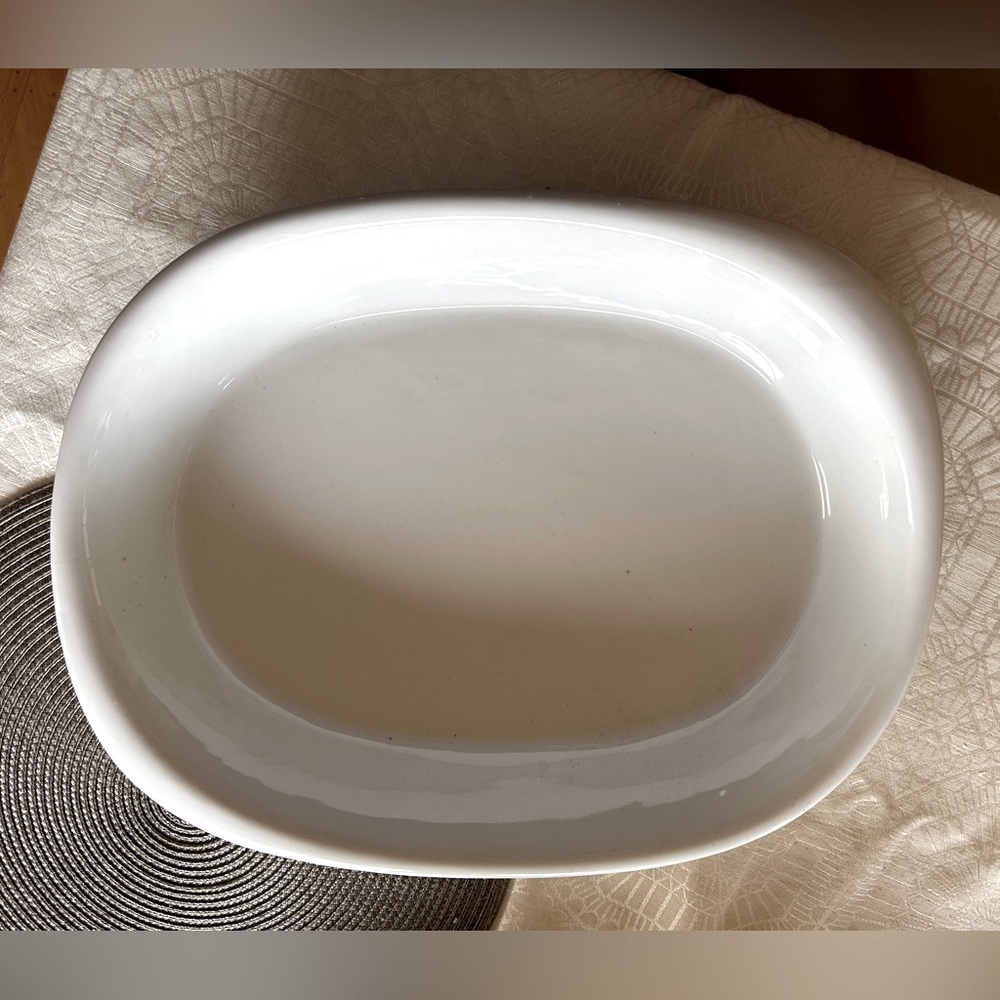 BIA Cordon Bleu International Serving Dish Oval 14”